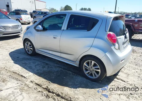2016 Chevrolet Spark Ev 2Lt z USA, uszkodzony, nr VIN KL8CL6S01GC650090